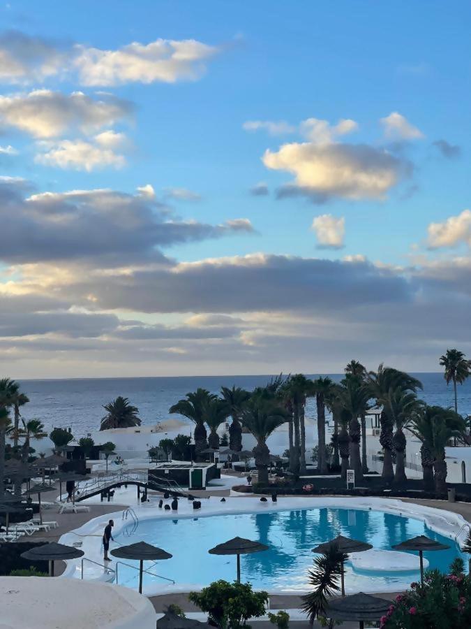 Precioso Rincon Entre El Mar Y Los Volcanes Costa Teguise Exterior foto