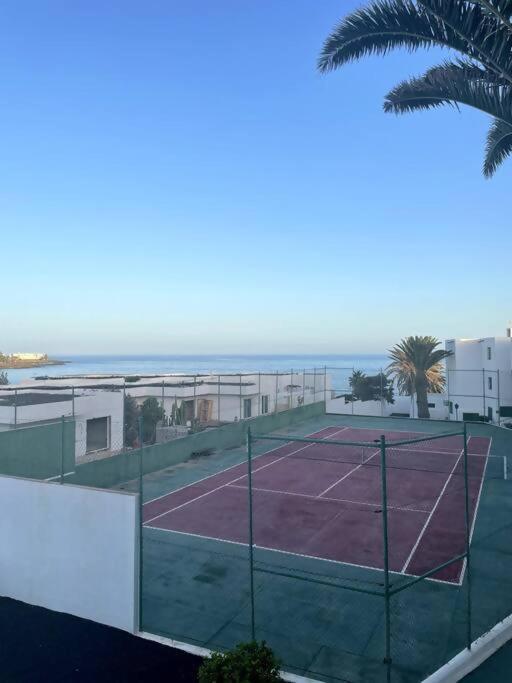 Precioso Rincon Entre El Mar Y Los Volcanes Costa Teguise Exterior foto